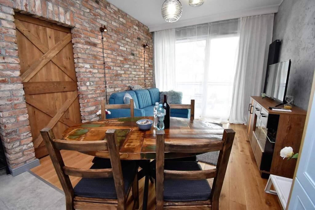 Apartament Blue Bastion Walowa 23C Z Klimatyzacja I Miejscem Parkingowym W Podziemnym Parkingu Gdańsk Buitenkant foto